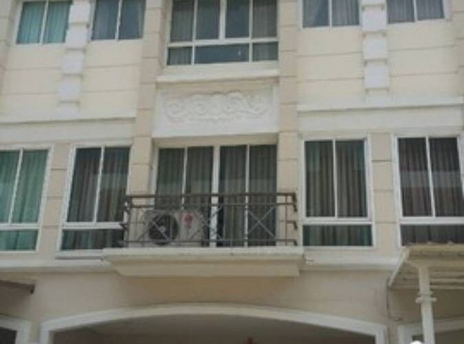 รหัส PR449 ให้เช่าทาวน์โฮม4 ชั้น หมู่บ้านแกรนด์ เดอะ วิวล์ ศรีนครินทร์ ใกล้ห้างซีคอนสแควร์