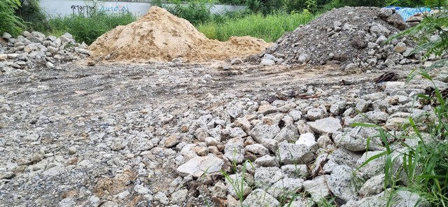 ขายที่ดินหน้าเตรียมอุดมศึกษาน้อมเกล้า 1 ไร่ 3 งาน 42 ตร.ว.แปลงมุม