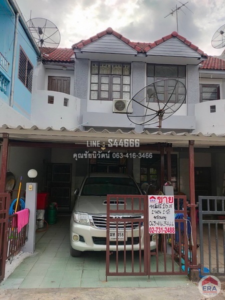 ขายด่วนบ้านทาวน์เฮ้าส์ รีโนเวทแล้ว หมู่บ้านบ้านแสงธรรม แยก3 ขนาด 16 ตรว. ถนนสุขาภิบาล5 ซอย57