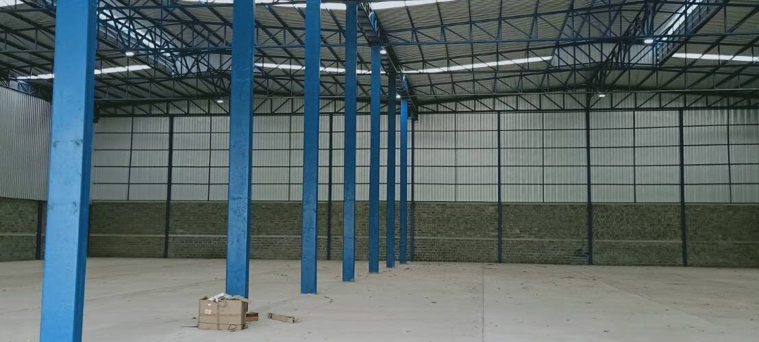 ให้เช่าโกดังให้เช่าโกดังอยู่ถนนรามคาแหงเขตมีนบุรีกรุงเทพมีเนื้อที่ขนาดพื้นที่ใช้สอย2230-4,460ตรม.เข้าออกสะดวกใกล้สถานีรถไฟฟ้าใกล้นิคมบางชัน