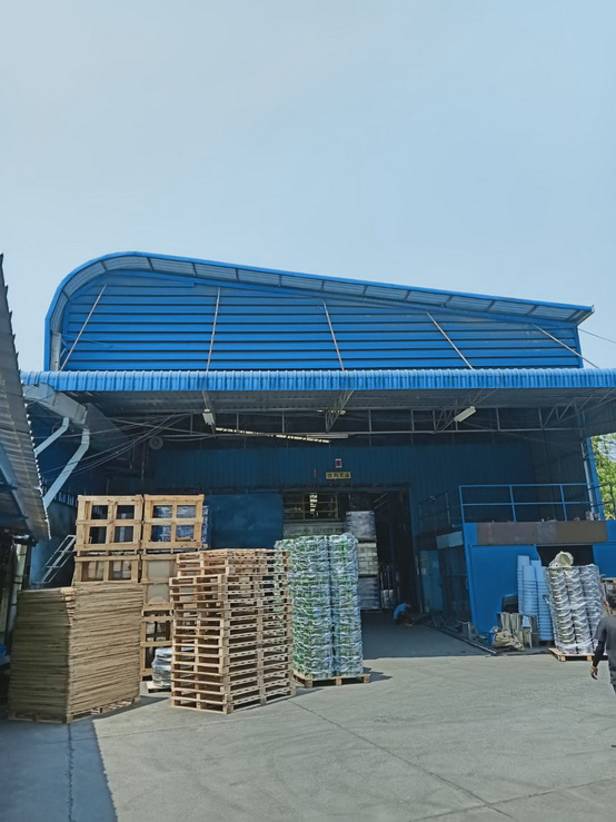 ขายอาคารขายโรงงานอยู่ถนนสุขสวัสดิ์สุขสวัสดิ์ซอย 84 อำเภอพระสมุทรเจดีย์จังหวัดสมุทรปราการอยู่ในพื้นที่สีม่วงมีเนื้อที่ขนาด4ไร่1งาน 67 ตารางวา