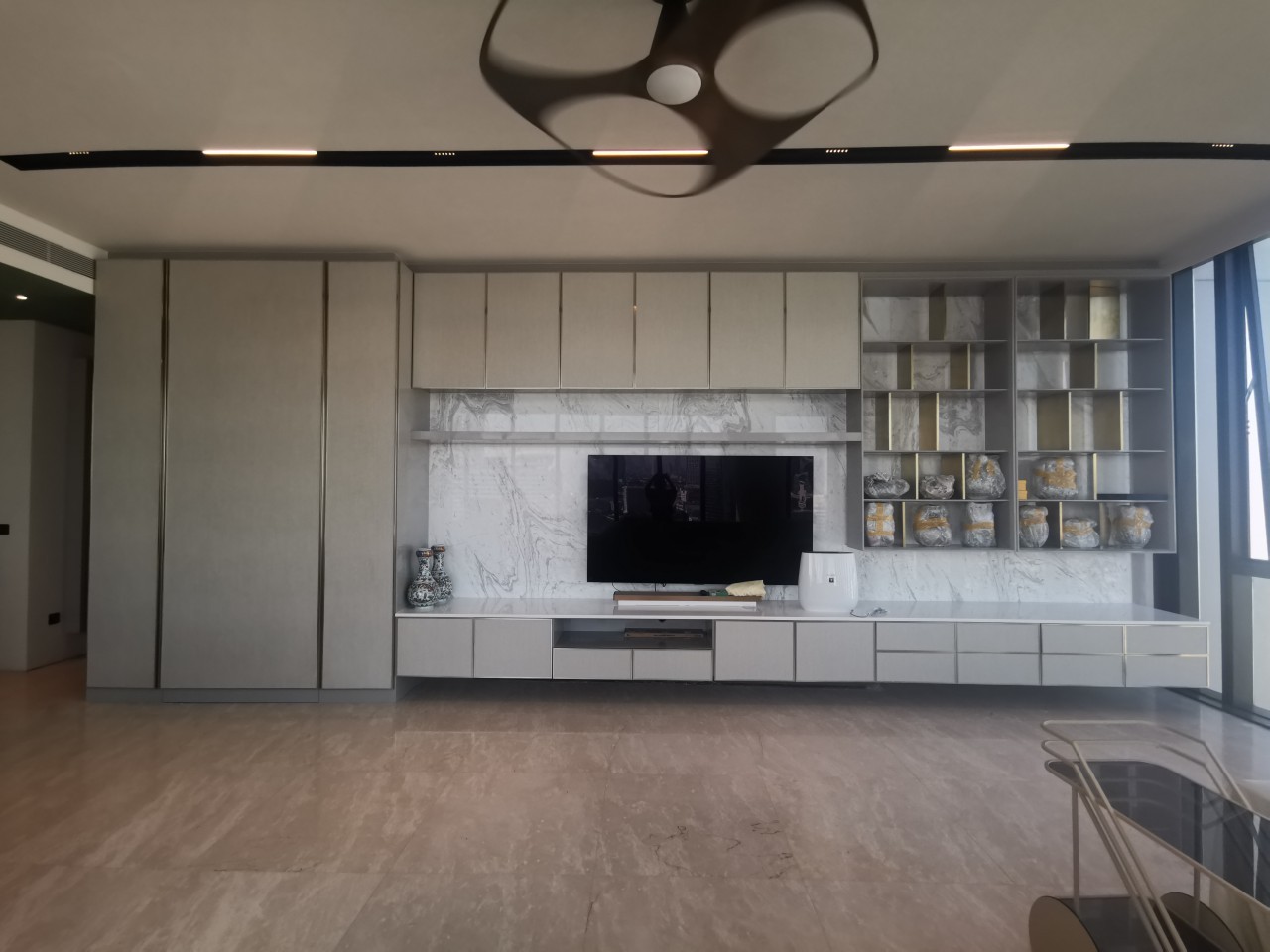 ตกแต่งภายใน รีโนเวท บ้านคอนโด บิ้วอิน เฟอร์นิเจอร์ลอยตัว งานไม้