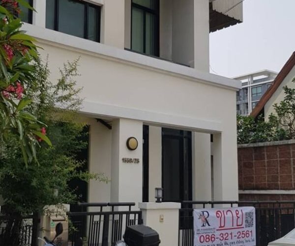 ขายโฮมออฟฟิส บ้านกลางกรุง บางนา กทม 4ชั้น ราคาดี ทำเลดีมากก พื่นที่ใช้สอยกว่า 240ตรม.