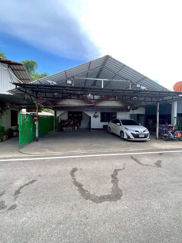 ขายบ้านเดี่ยว อ.สันกำแพง จ.เชียงใหม่ 90 ตร.ว. ทำเล เส้นวงแหวนรอบใหม่ ตรงข้ามตลาดเจริญเจริญ