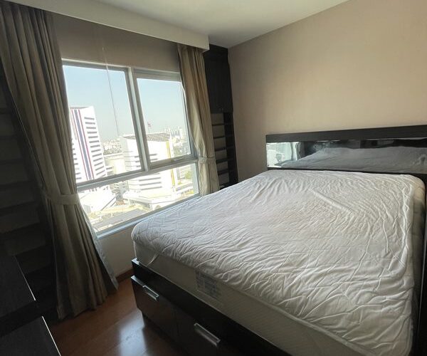 ขายคอนโด 1 ห้องนอน 1 ห้องน้ำ ขนาด 48 ตารางเมตร ชั้น 15 อาคาร D โครงการ Belle Grand Rama 9 โทร 099-456-9894