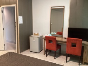 ที่พักรายวันใกล้ รพ ศิริราช ราคาพิเศษ THER BANGKOKNOI