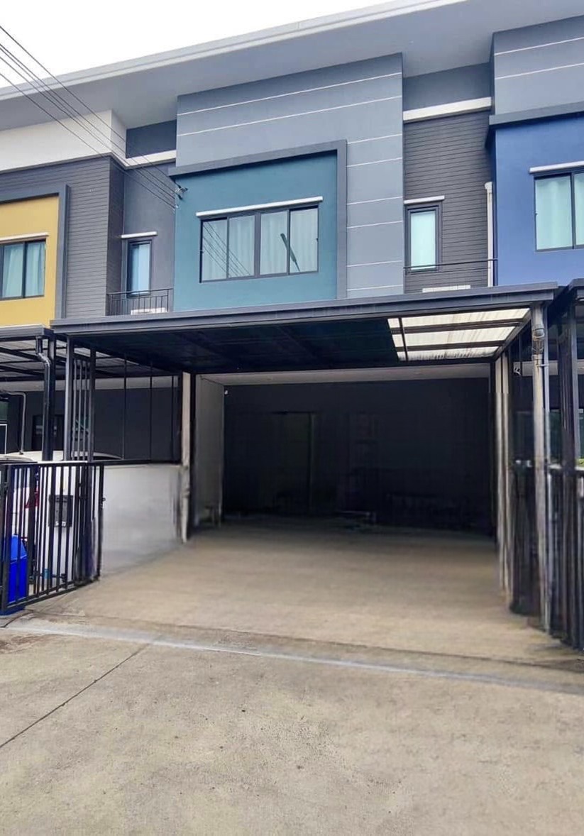 ขาย ทาวน์โฮม 2 ชั้น หมู่บ้านเดอะพาเลต คลองหลวง ปทุมธานี ใกล้ รพ ธรรมศาตสตร์ โทร 0884060050