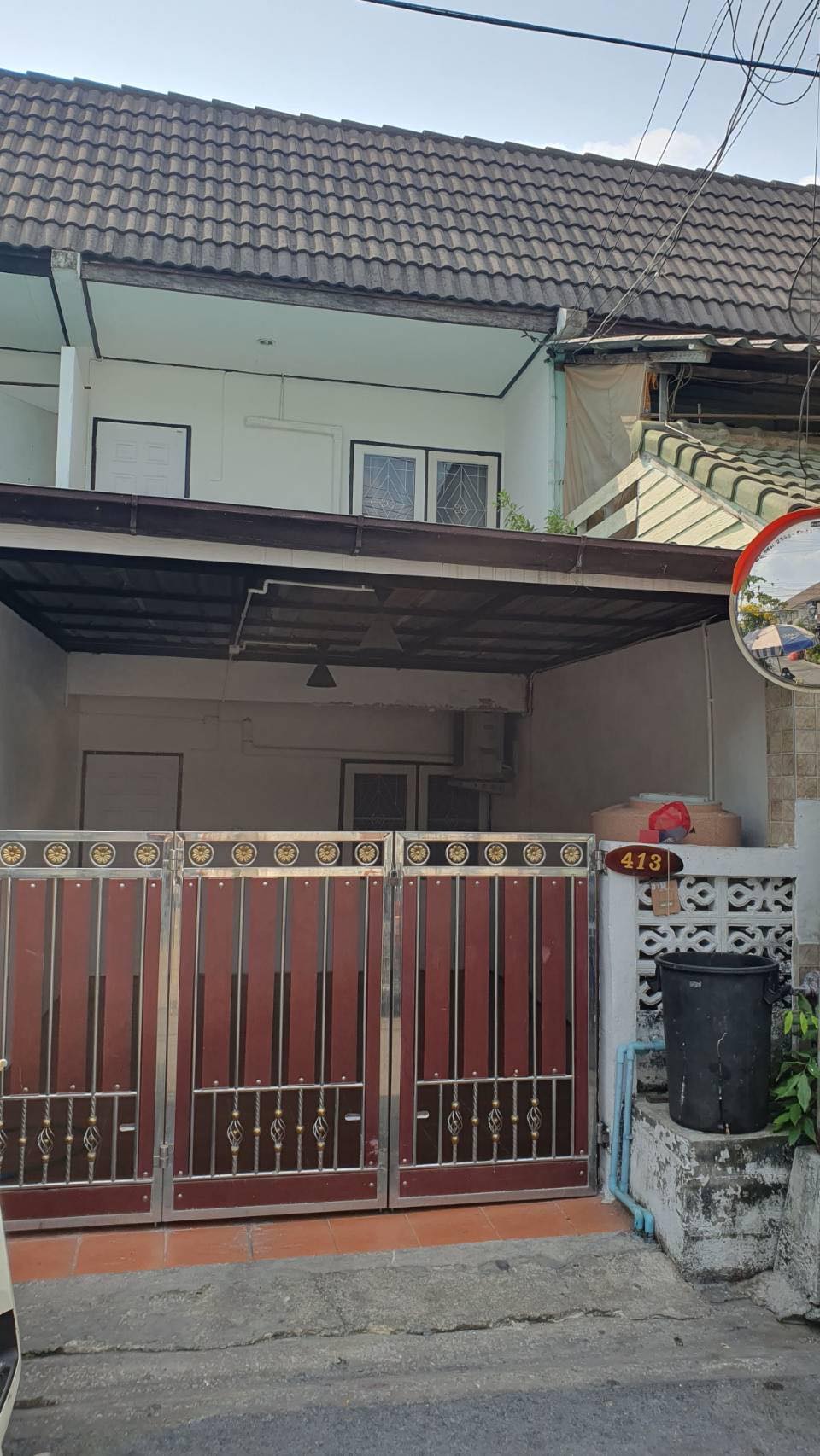 ขายถูกทาวน์เฮ้าส์ 2ชั้น 16 ตร.ว. หมู่บ้านอัมรินทร์นิเวศน์ สายไหม79 ใกล้โรงพยาบาลสายไหม โทร 0935966369