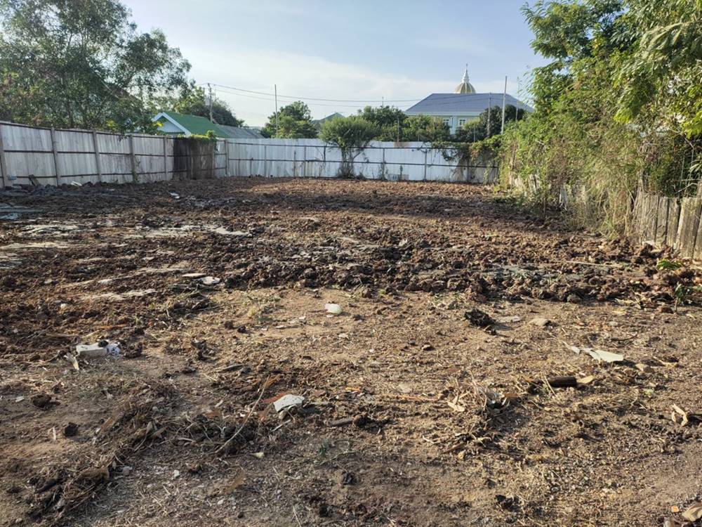 ให้เช่าที่ดิน ราคาถูก มีรั้วกั้น เขตคลองสามวา พื้นที่สวย ถมแล้ว โทร 094-1654287