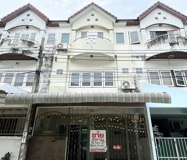 คุ้มมาก ขายทาวน์เฮ้าส์ 3 ชั้น พร้อมครัวเบเกอรี่ หมู่บ้านสุชา 2 เลียบคลองทวีวัฒนา หนองแขม รีโนเวทใหม่ ต่อเติมครบ โทร. 092-3914922