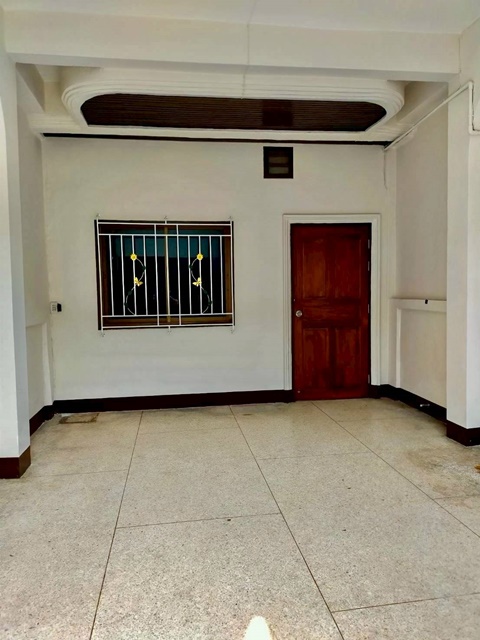 บิ๊กซี พระราม 2 500 ม.ติดถนนพระราม2 66-70 ทาวน์โฮม 2 ชั้น 2 น้ำ