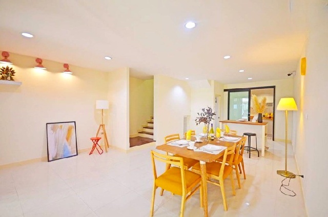 APL ลาดกระบัง 2.8 กม. เช่าโฮมออฟฟิศ 4 ชั้น สนามบินสุวรรณภูมิ 4นอน