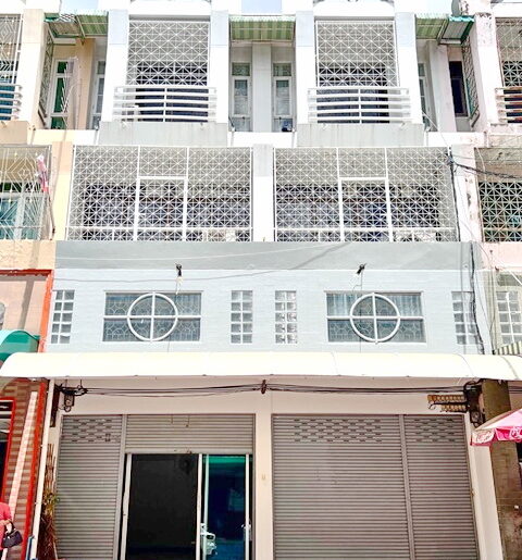 โฮมออฟฟิต 3ชั้น 2คูหาติดกัน 8แอร์ 10นอน MRTเคหะราม รามคำแหง 170