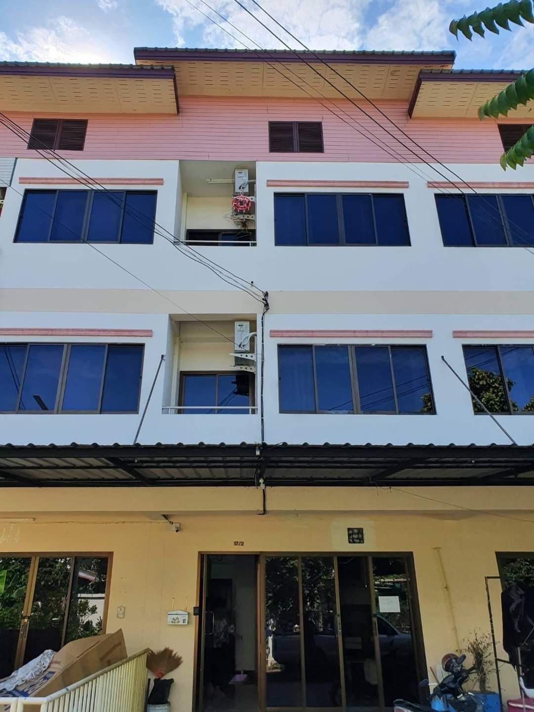 ขายด่วนหอพักทำเลดี​ 3.2​ ล. เจ็ดยอด ขายต่ำกว่าราคาประเมิน เฟอร์คร