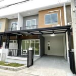 ทาวน์โฮม ใหม่พร้อมอยู่ ใกล้ห้างแฟชั่น เดอะคัลเลอร์ส วงแหวน-รามอิน