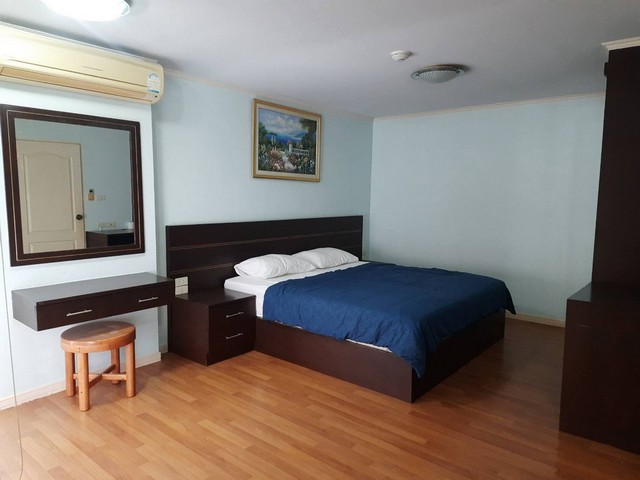 RR013 Lumpini Place Rama4 Sathorn