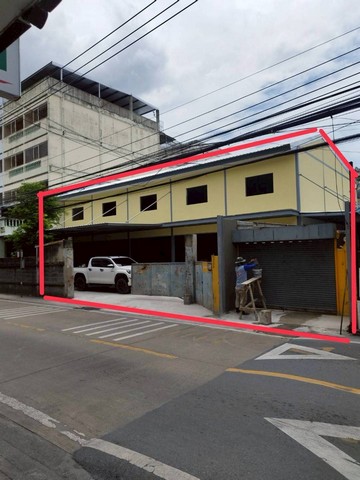 พื้นที่ค้าปลีกให้เช่าทั้งอาคารหรือบางส่วน ย่านชุมชน ลาดพร้าว87