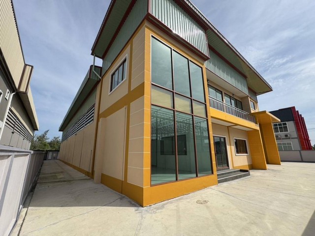 ขายโรงงานพร้อมออฟฟิศ 1 ไร่ 41 ตรว. ย่านพระราม 2 ที่ดินสีชมพู