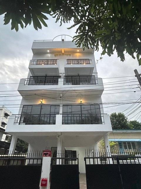 ให้เช่าโฮมออฟฟิศ 4 ชั้น 500 ตรม. สุขุมวิท 62 พร้อมเฟอร์นิเจอร์