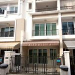 ให้เช่าทาวน์โฮม 3 ชั้น 200 ตรม. หมู่บ้านกลางกรุงสาธร ย่านพระราม 3