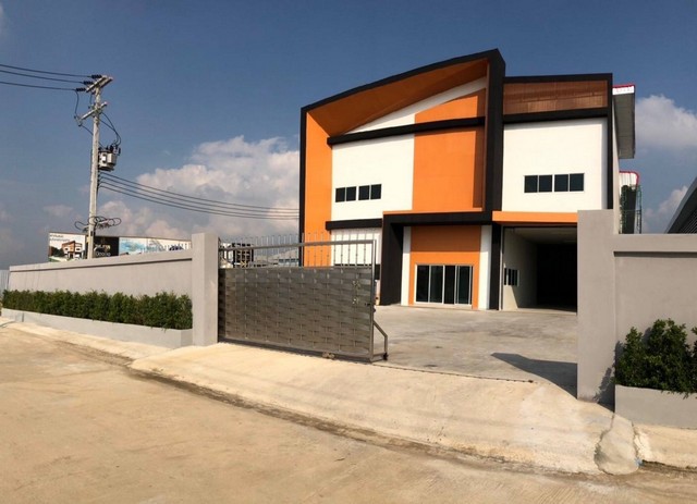 1.5 ไร่ 1,350 ตร.ม. ต.ท่าเสา อ.กระทุ่มแบน