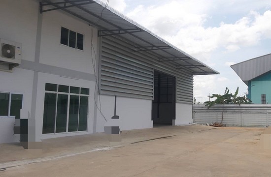 โกดัง นาดี อำเภอเมืองสมุทรสาคร พื้นที่ 500 ตร.ม. มีออฟฟิศ 2 ชั้น