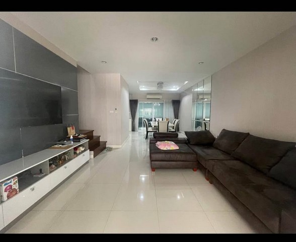 ให้เช่าทาวโฮม3 ชั้นซอยประเสริฐมนูกิจ29 (ซอยมัยลาภ)