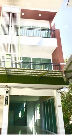 ขาย อาคารพาณิชย์ 3 ชั้น ปากช่อง นครราชสีมา ติดถนนใหญ่ วิวเขาให