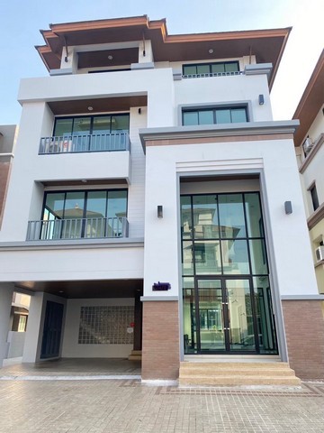 ให้เช่าบ้านเดี่ยวหมู่บ้านรีเจ้นท์ รัชดา ถนนสหะการประมูล