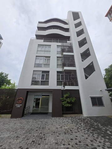 8 ชั้น 1,000 ตารางเมตร มีลิฟท์โดยสาร ศรีนคริทร์ 40