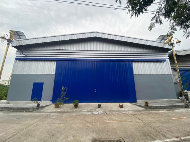 400 ตรม. มี2 โกดังให้เลือก แยกราชา 14 ลาดกระบัง 14