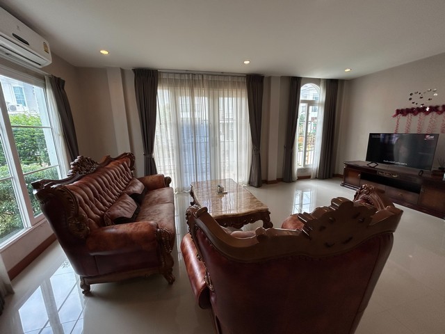 ให้เช่าบ้านเดี่ยว2 ชั้น ถนนเลียบมอเตอร์เวย์ ถ. กาญจนาภิเษก