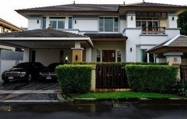 4 ห้องนอน 4 ห้องน้ำ 1 ห้องแม่บ้าน ถนนราชพฤกษ์18