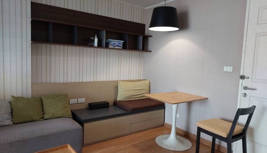 ขาย คอนโด ยูดีไลท์ แอท ห้วยขวาง สเตชั่น ตึก C ชั้น 18 ทิศตะวันออก ชั้นสูง วิวสวย ลมเย็น ไม่โดนแดดบ่าย โทร 0832987799