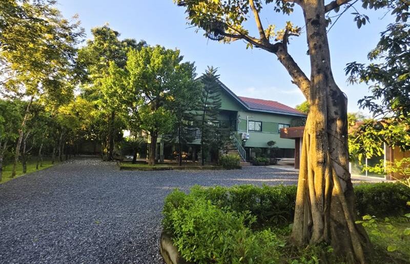 ขายบ้านสวน พร้อมที่ดิน 3 ไร่ อ.หนองเสือ จ.ปทุมธานี น้ำไม่ท่วม พร้อมเข้าอยู่ โทร 086-7777215 เจ้าของขายเอง