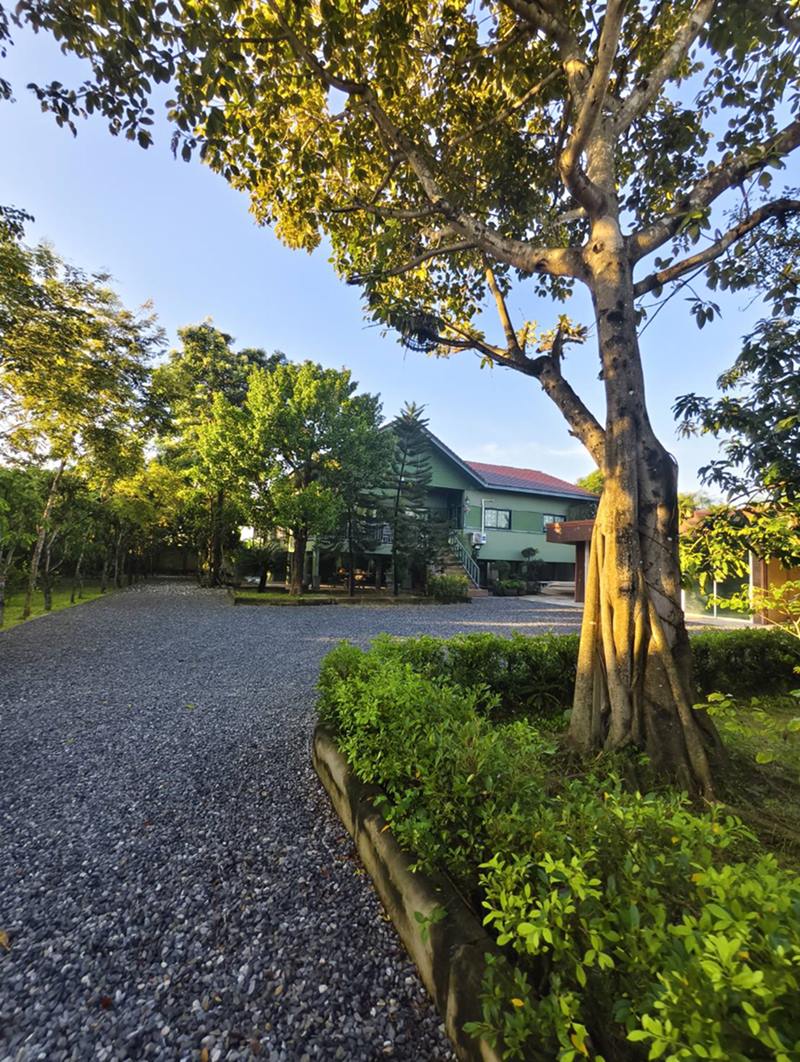 ขายบ้านสวน พร้อมที่ดิน 3 ไร่ อ.หนองเสือ จ.ปทุมธานี น้ำไม่ท่วม พร้อมเข้าอยู่ โทร 086-7777215 เจ้าของขายเอง